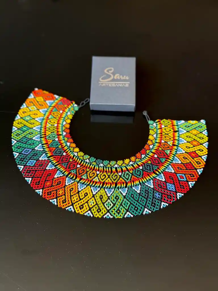 Collar Embera