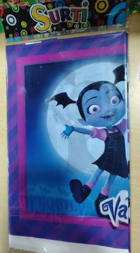 Mantel Temático Vampirina