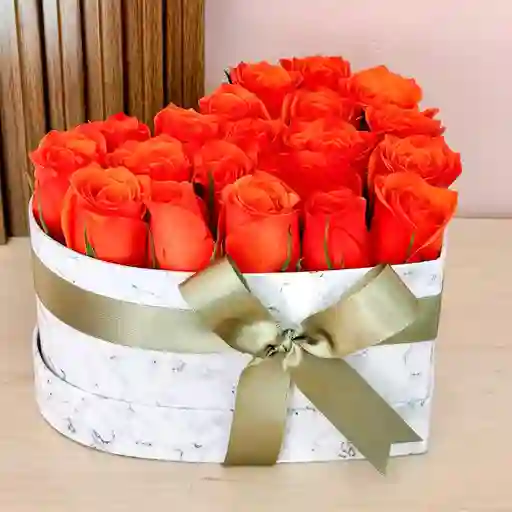 Caja De Rosas Corazón Salmón