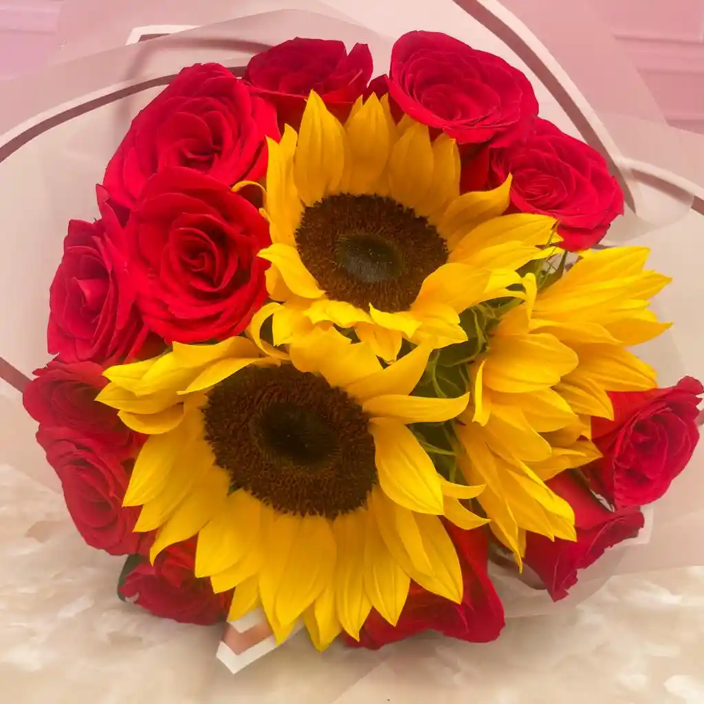 Bouquet De Girasoles Y Rosas X 12