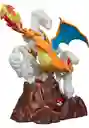 Figura Coleccionista Charizard Deluxe De 13 Pulgadas Led