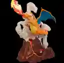 Figura Coleccionista Charizard Deluxe De 13 Pulgadas Led