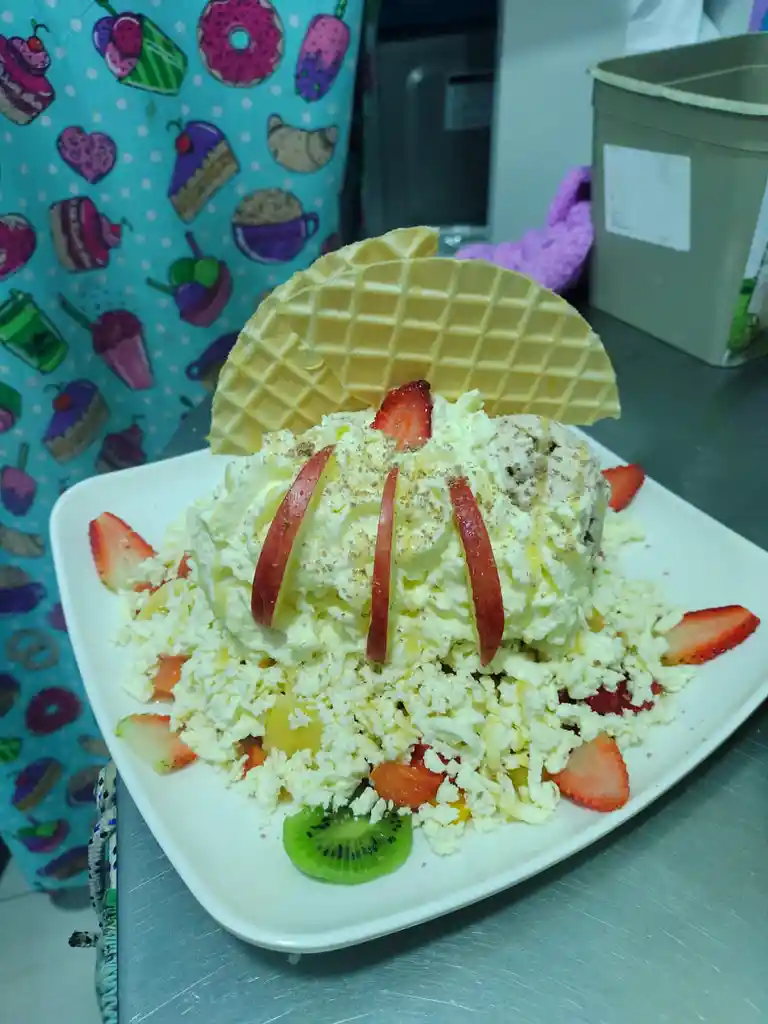 Ensalada De Frutas Grande