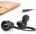 Audífonos Auriculares Akg Estéreo In-ear Tipo C