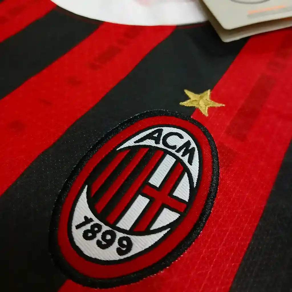 Uniforme Milan