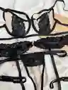 Conjunto Malla Piel Dos Tallas En Una