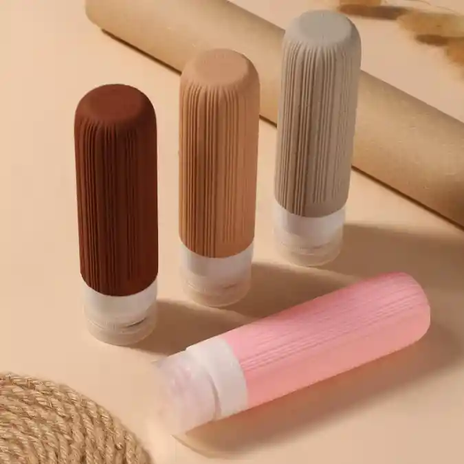 Kit Botellas Viajeras Tonos Beige