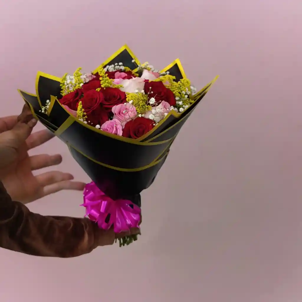 Bouquet 24 Rosas Con Follaje