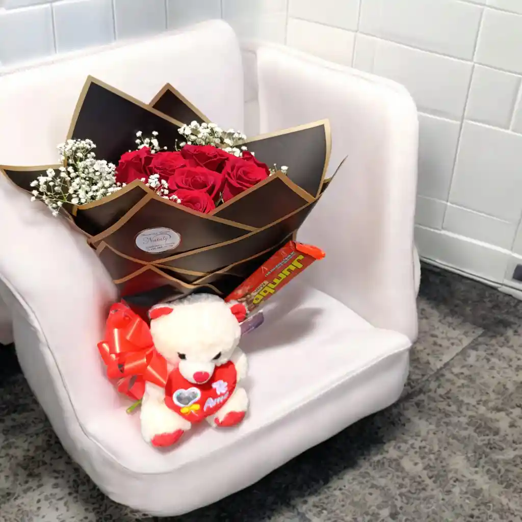 Bouquet De 12 Rosas, Chocolatina Y Peluche