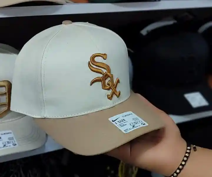 Gorra Chicago White Sos Nike Color Beige