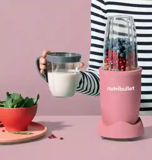 Nutribullet 8 Piezas De 600 Watts De Potencia Color Rosado