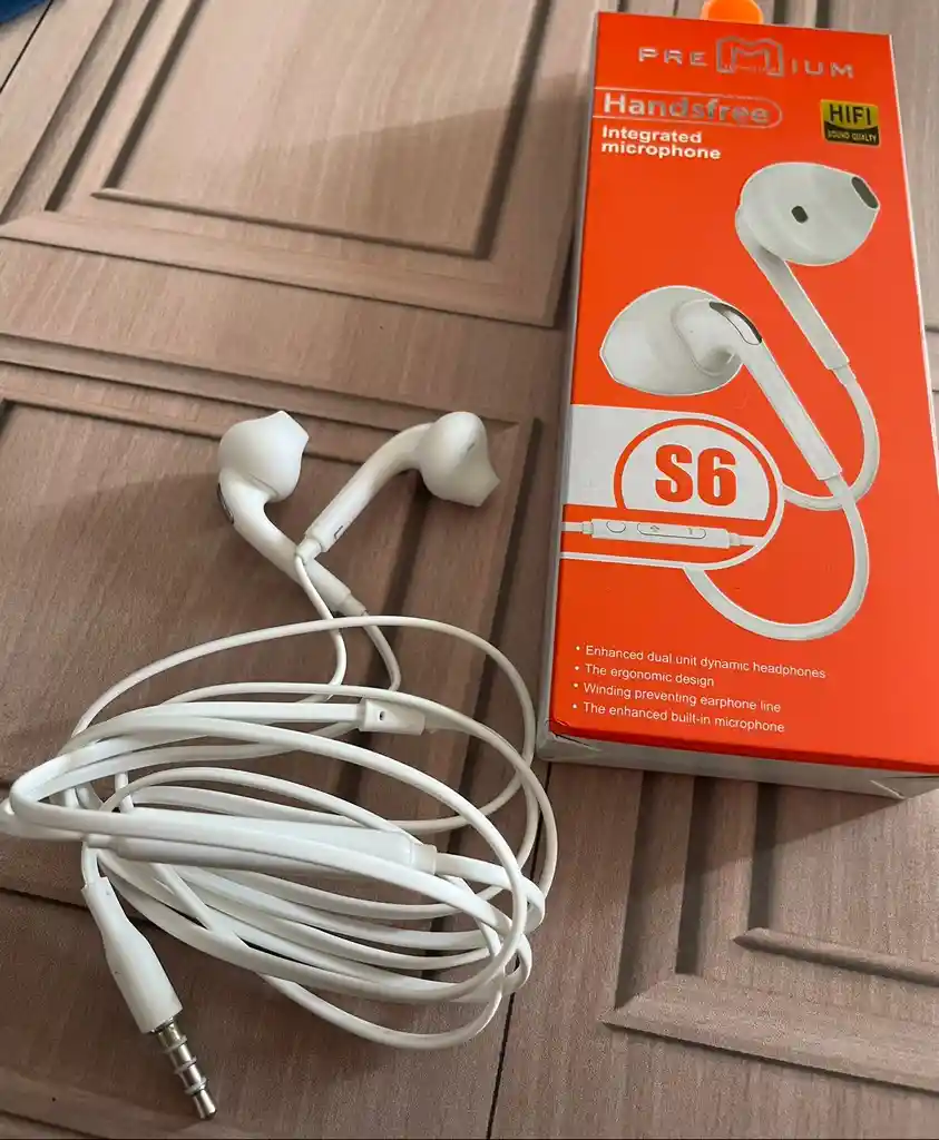 Audifonos Alambricos De Cable