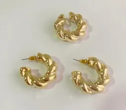 Set De Arete Y Earcuff Chunky Entorchado Dorado Fantasia