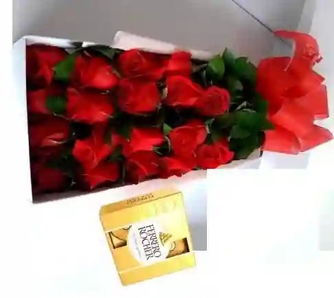 Caja Con Rosas Rojas + Caja De Chocolates