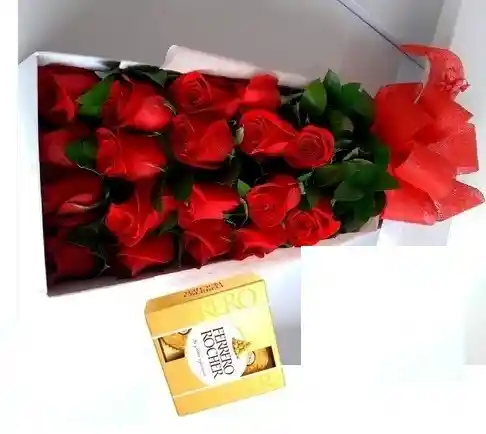 Caja Con Rosas Rojas + Caja De Chocolates