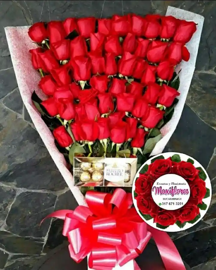 Ramo De Mano Con 36 Rosas Rojas + Caja De Chocolates