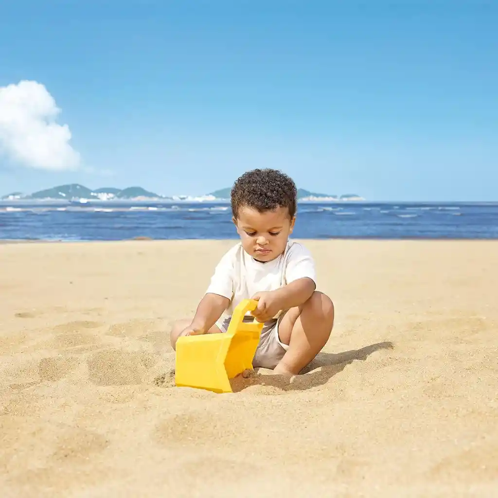 Cubo Excavador Amarillo Para Jugar En La Arena Para Niños