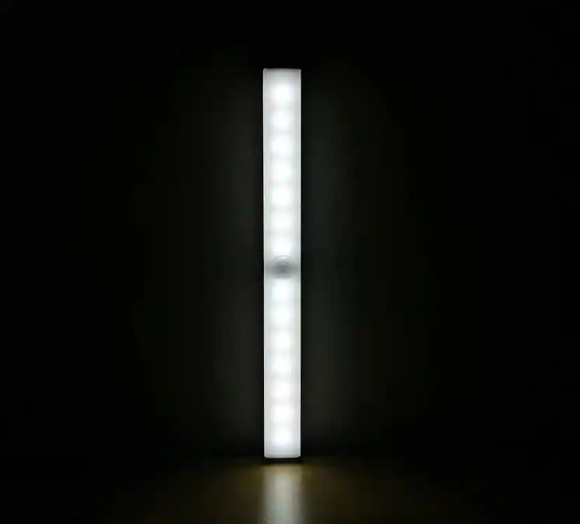 Lampara Luz Led Con Sensor De Movimiento 30 Cms