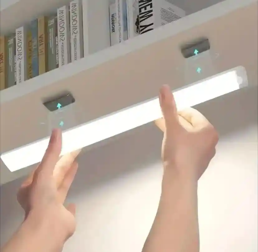 Lampara Luz Led Con Sensor De Movimiento 30 Cms