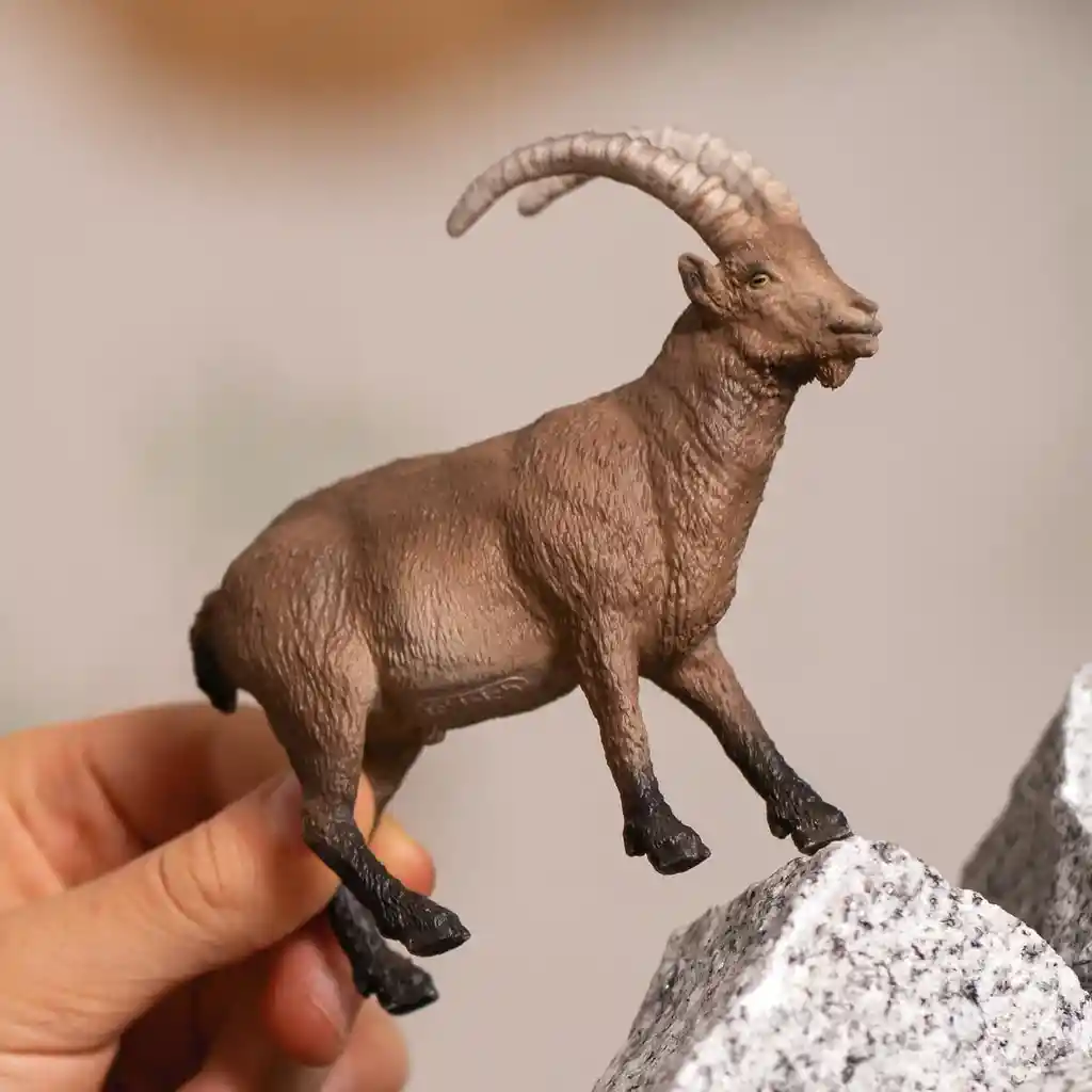 Figura Coleccionable Cabra Montesa Pintada A Mano Schleich