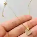 Collar Con Dije Corazón Pixelado Dorado