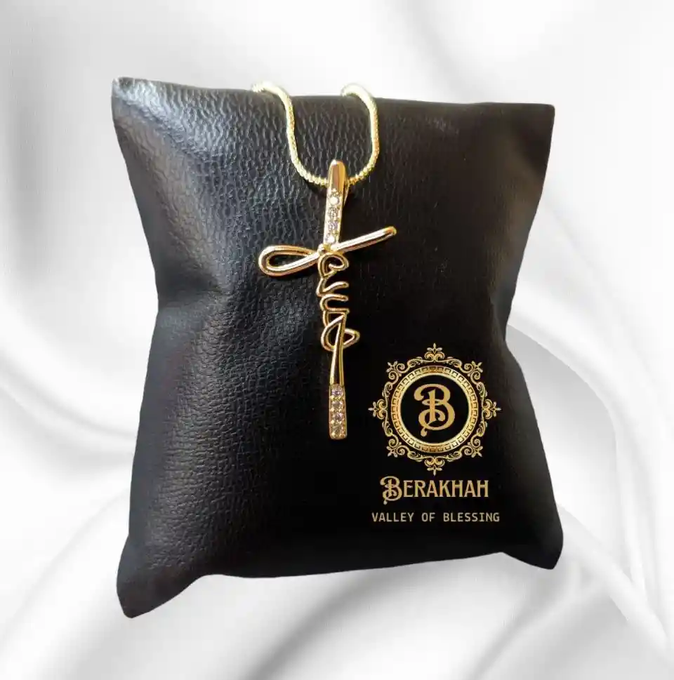 Collar Cruz De Salvación