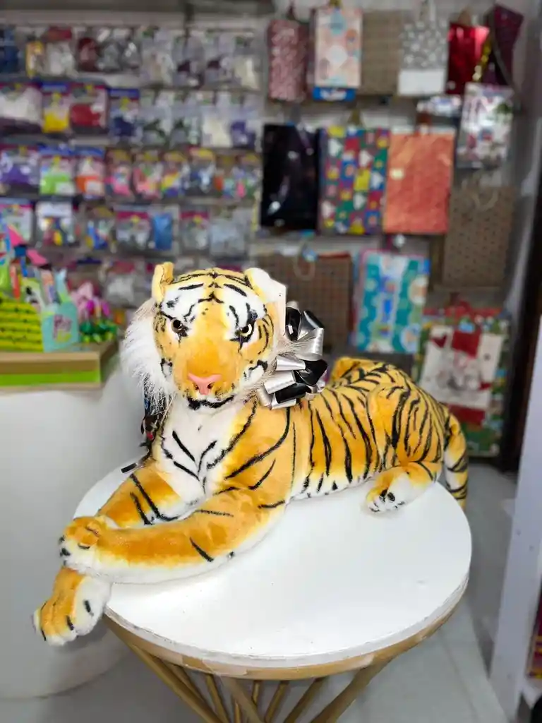 Peluche Tigre Acostado