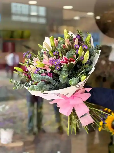 Bouquet Lirios Surtidos
