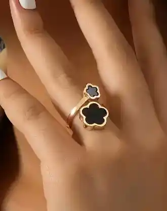 Anillo Flor Negra Doble Dorado