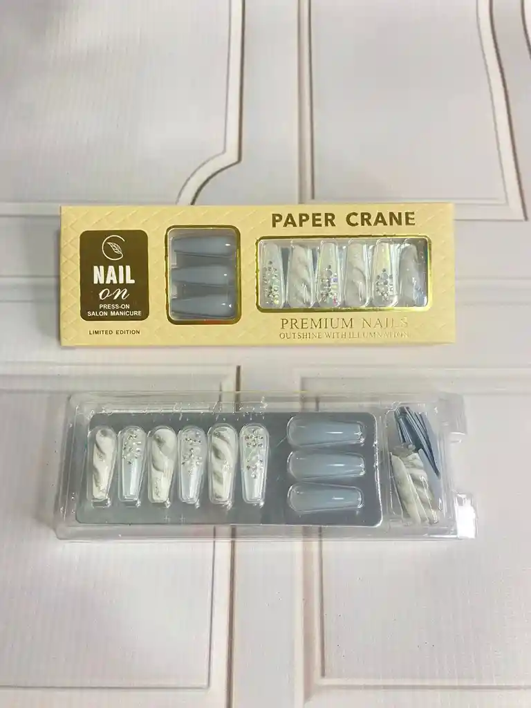 Kit Completo De Uñas Postizas Premium Paper Crane Decorada Gris Marmol - Uñas Press On Con Adhesivo - Ref 5