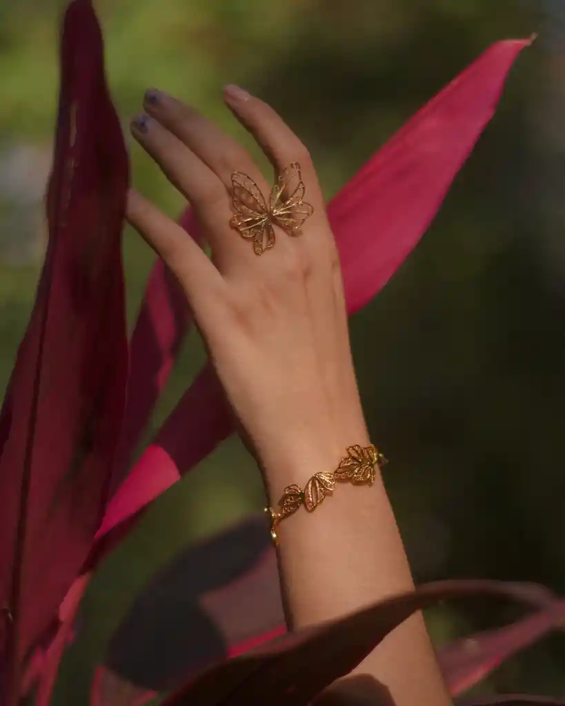 Pulsera Percha De Mariposa Alada En Filigrana