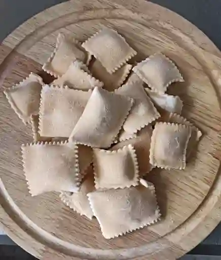 Ravioli De Ricotta Y Espinaca