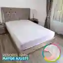 Protector De Colchón Cama Semidoble Impermeable + 2 Fundas Impermeables