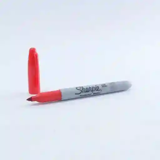 Marcador Sharpie Rojo Punta Delgada