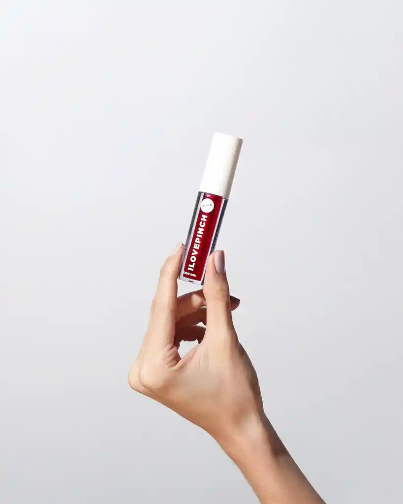 True Swipe Dúo ( Tinta True Red + Rubor En Barra - Peach Pink)