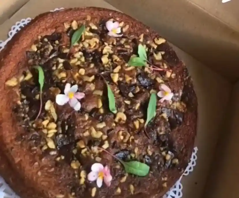 Torta Banano, Nueces Y Chocolate (6 Porciones)