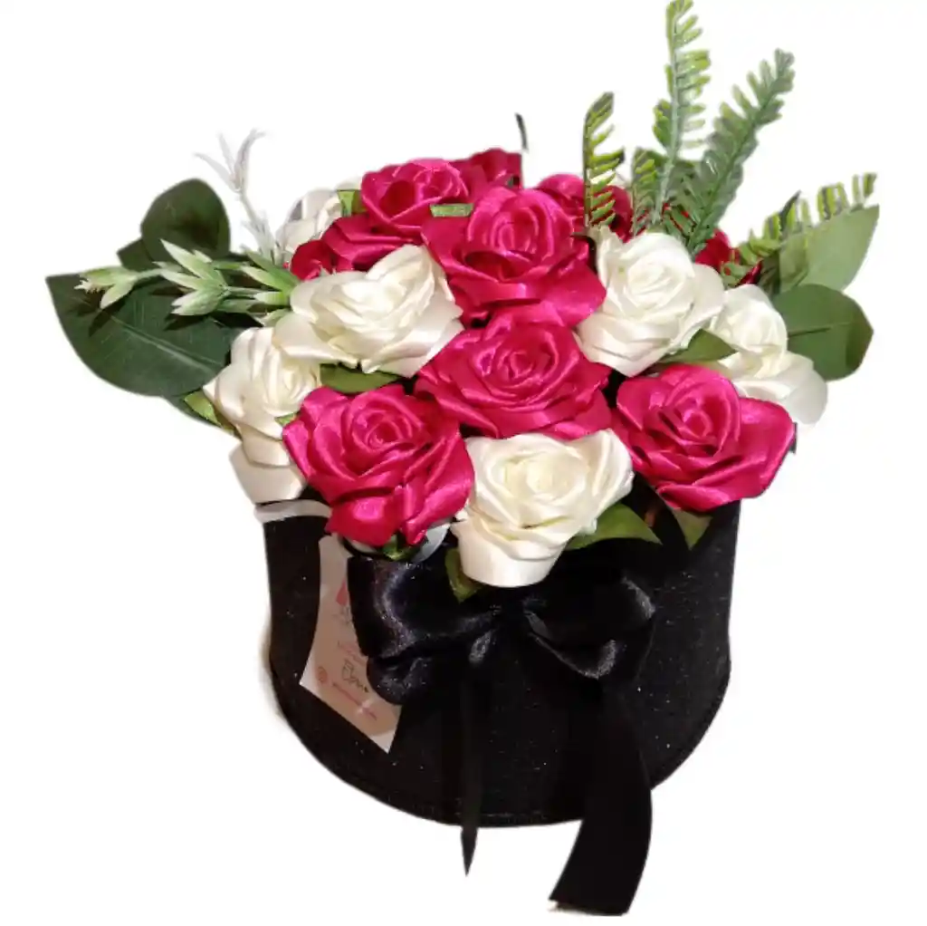 Arreglo Floral Amor Bonito En Rosas Fuscia