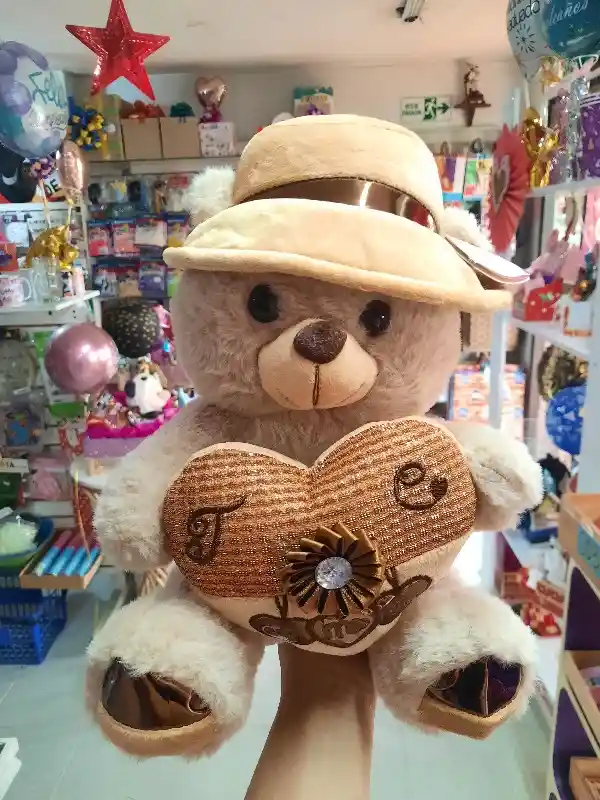 Peluche Oso Con Pava
