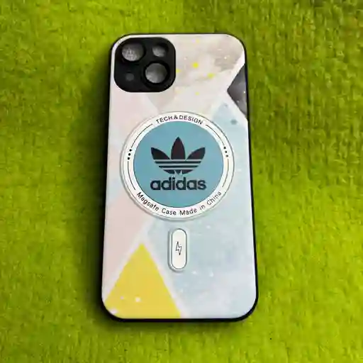 Forro Iphone 13 - 14 - 15 / Adidas
