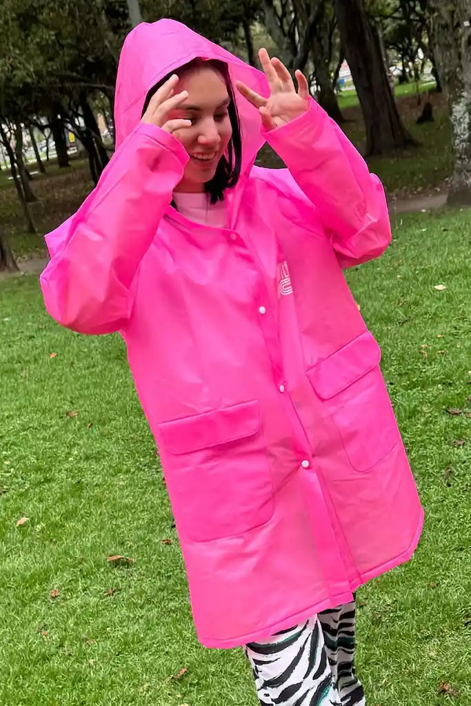 Capa Lluvia Impermeable Pinky Barbie Talla S