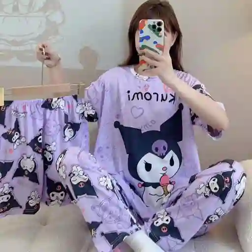 Pijama Tres Piezas Kuromi Talla Única (camiseta + Pantalón + Short)