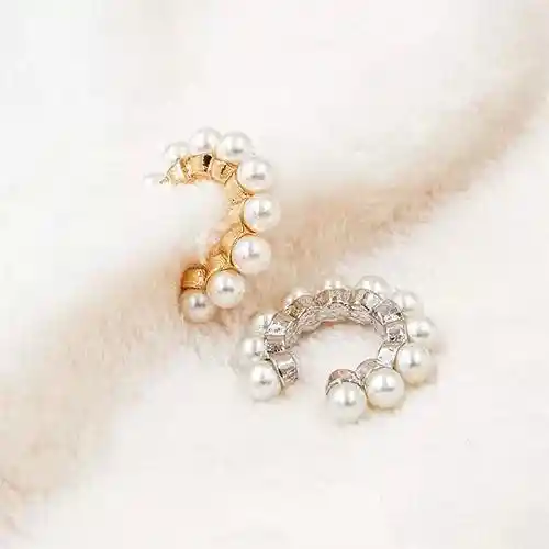 Earcuff Perlas Plateado