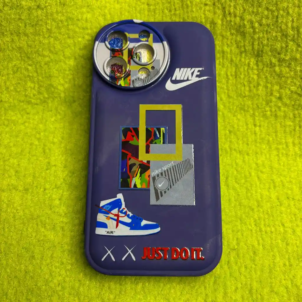 Forro Iphone 14 Pro Max / Diseño Nike