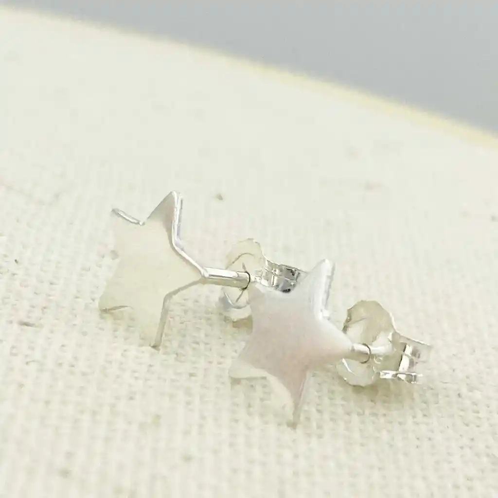 Aretes Estrellita De Plata