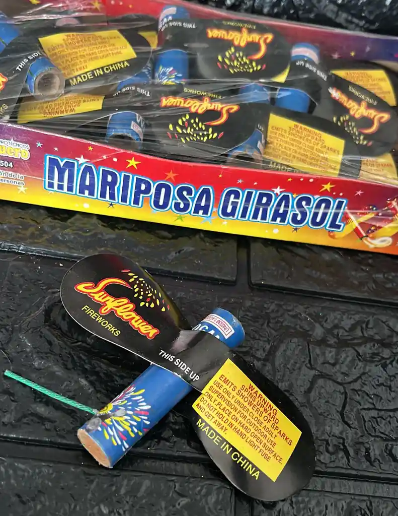 Mariposa Girasol (( Juegos Pirotecnicos ))