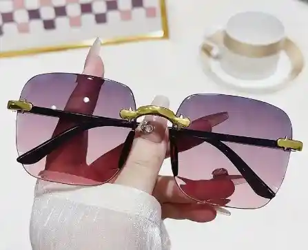 Lentes De Sol Chic Barbie Chic Elegante Ref 4