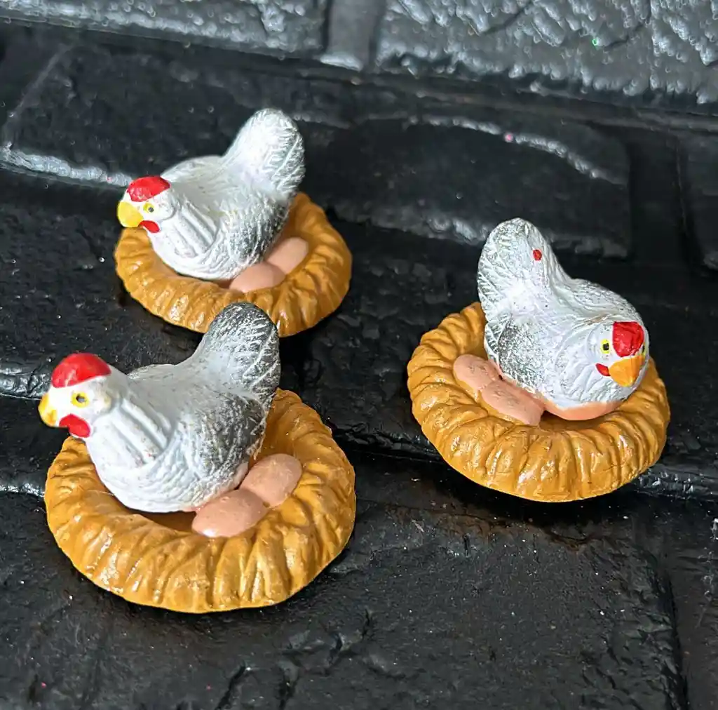 Animales Maqueta / Pesebre Gallina Ceramica X3 Unidades