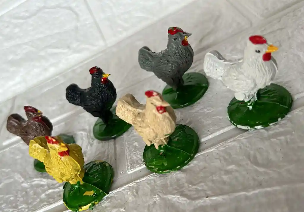 Animales Maqueta / Pesebre Gallina X6 Unidades