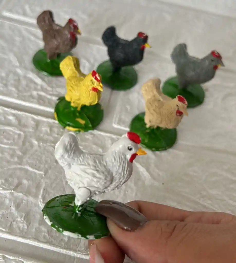 Animales Maqueta / Pesebre Gallina X6 Unidades