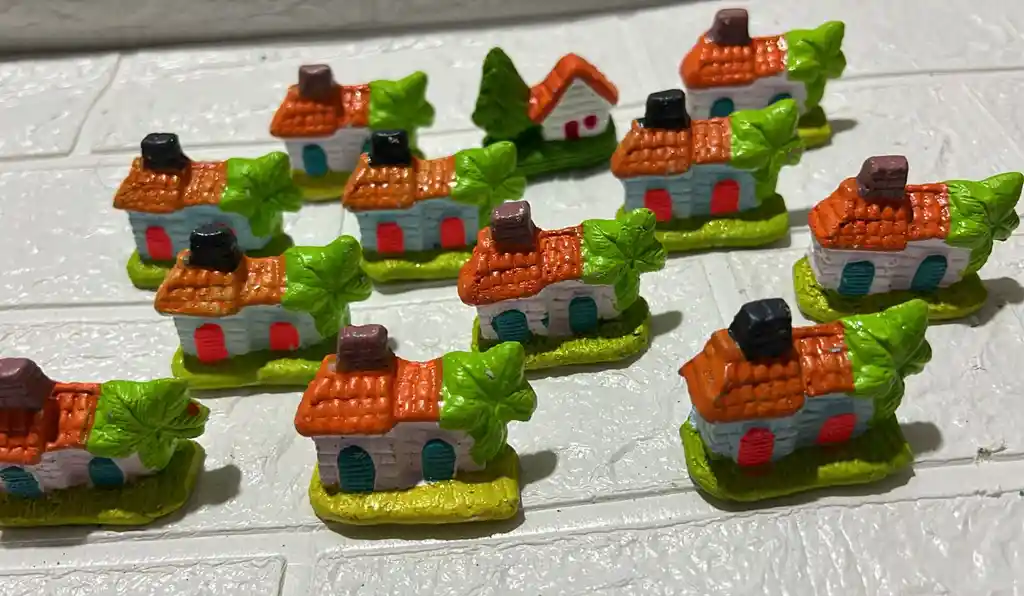 Casas Para Maqueta En Ceramica X Unidad
